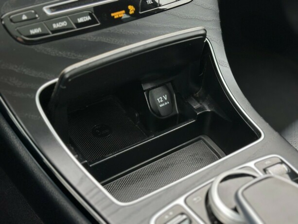 mercedes-benz-c-klasse-elektrisitetbensin-2017-big-19