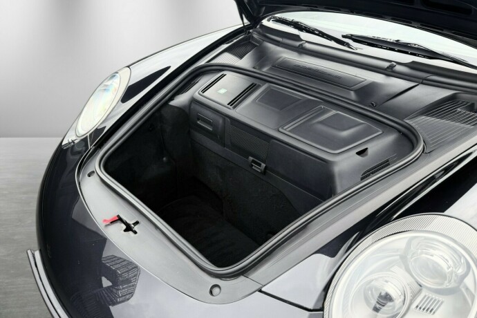porsche-911-bensin-2009-big-6
