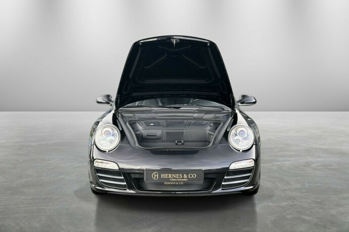 porsche-911-bensin-2009-big-5