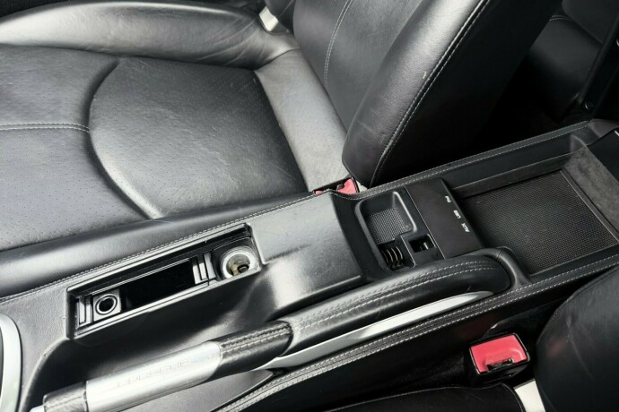 porsche-911-bensin-2009-big-27
