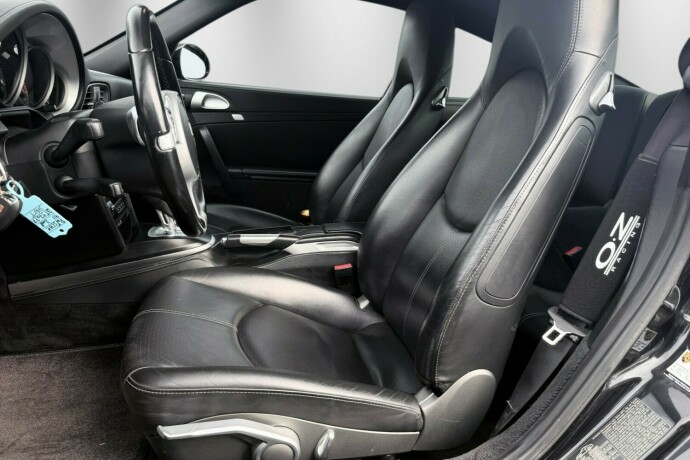 porsche-911-bensin-2009-big-11
