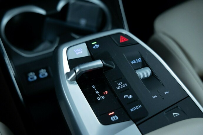 bmw-ix1-elektrisitet-2025-big-22