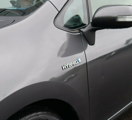 toyota-auris-bensin-2012-big-6