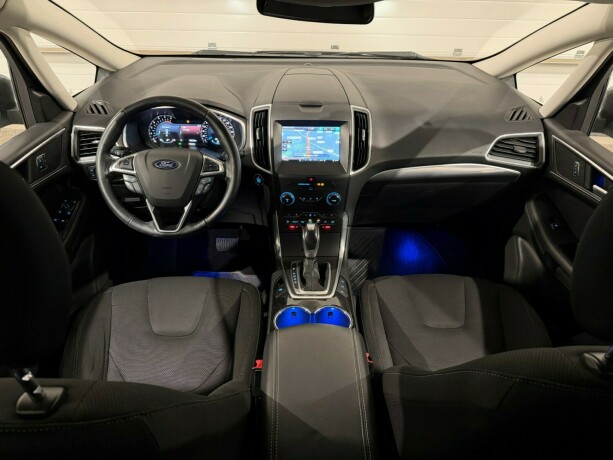 ford-s-max-diesel-2016-big-17