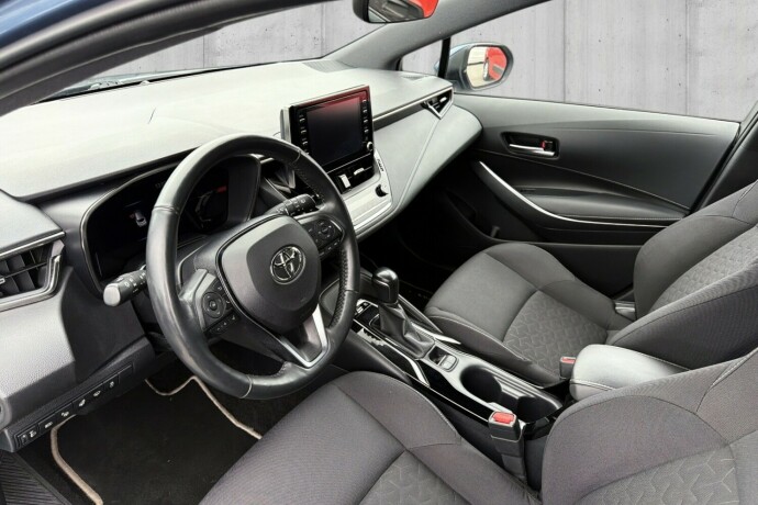 toyota-corolla-elektrisitetbensin-2019-big-8