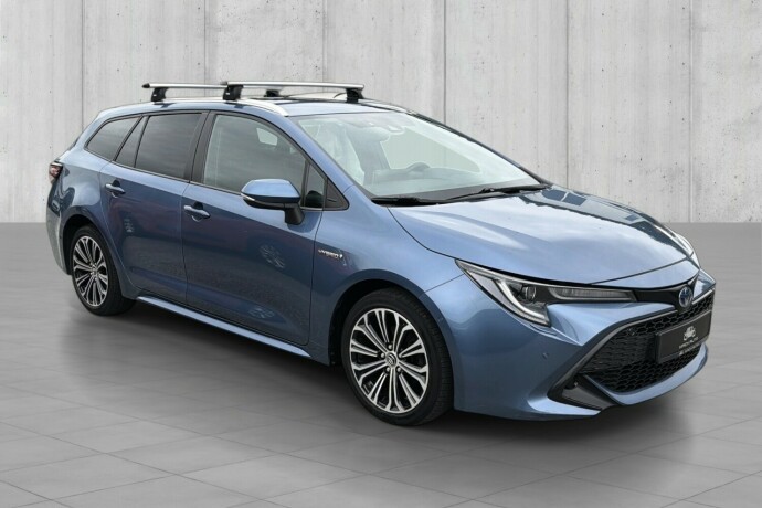 toyota-corolla-elektrisitetbensin-2019-big-2