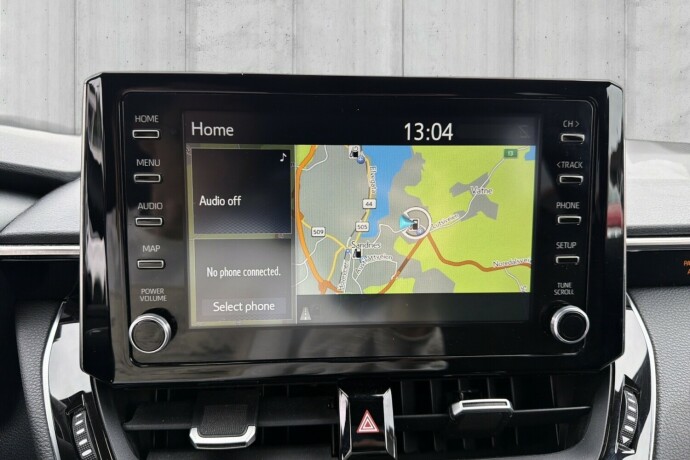 toyota-corolla-elektrisitetbensin-2019-big-16