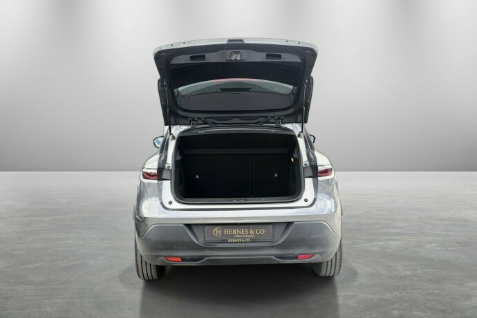 renault-megane-elektrisitet-2022-big-8