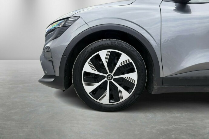 renault-megane-elektrisitet-2022-big-10