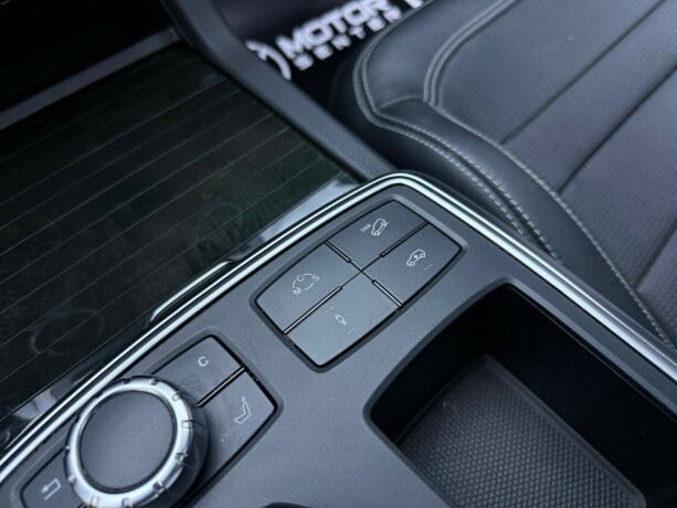 mercedes-benz-gl-bensin-2015-big-30