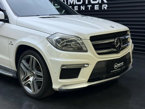 mercedes-benz-gl-bensin-2015-big-2