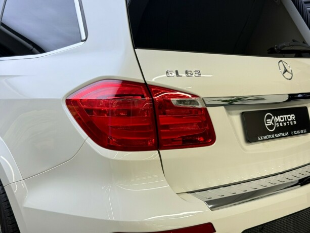 mercedes-benz-gl-bensin-2015-big-5