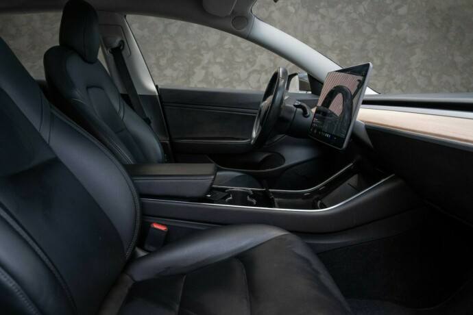 tesla-model-3-elektrisitet-2019-big-28