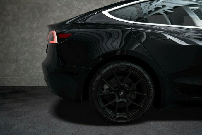 tesla-model-3-elektrisitet-2019-big-8
