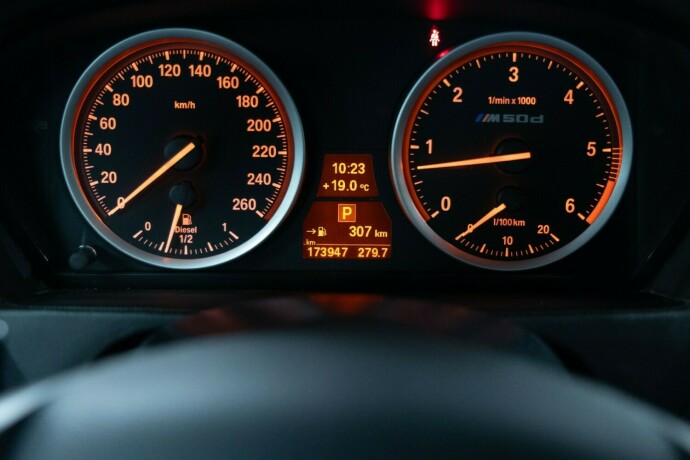 bmw-x6-diesel-2012-big-18