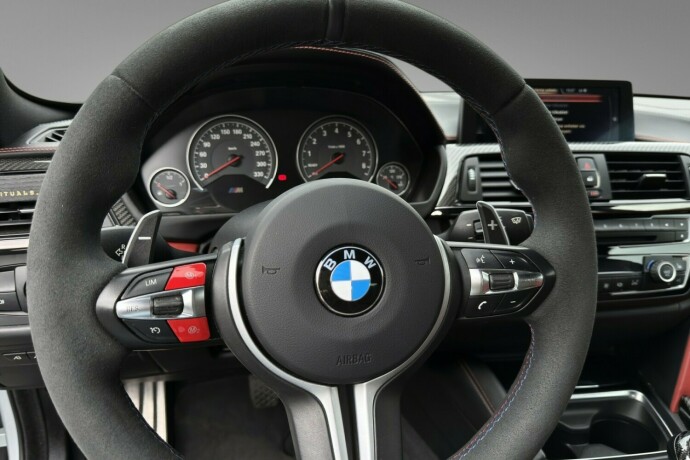 bmw-m4-bensin-2015-big-11