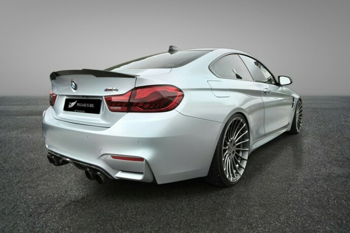 bmw-m4-bensin-2015-big-5