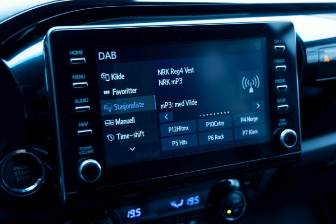 toyota-hilux-diesel-2024-big-25