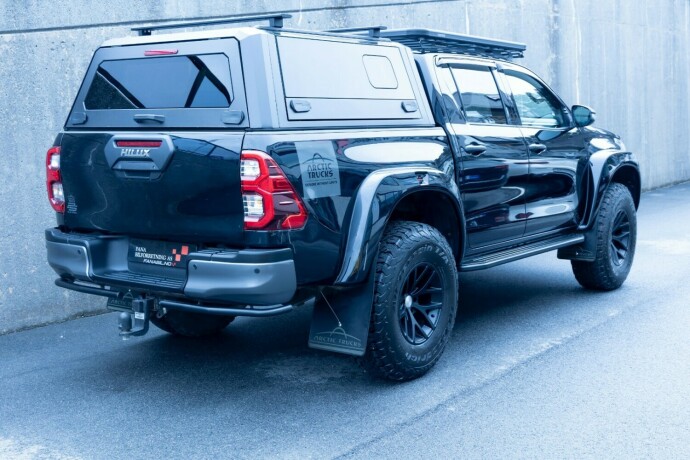 toyota-hilux-diesel-2024-big-2