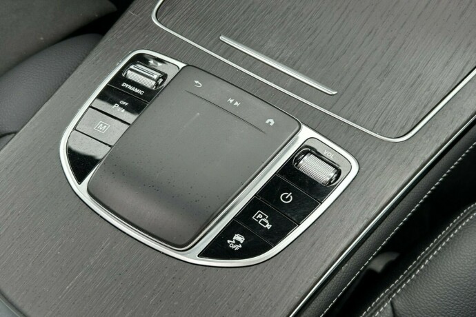 mercedes-benz-glc300-e-elektrisitetbensin-2021-big-17