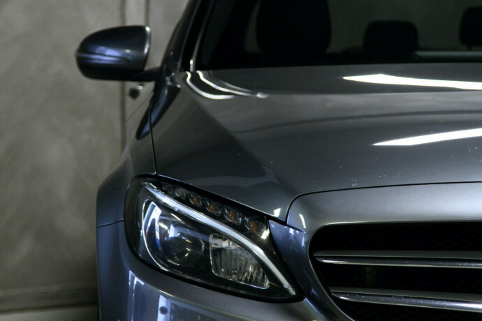 mercedes-benz-c-klasse-elektrisitetbensin-2017-big-23
