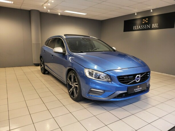 volvo-v60-plug-in-diesel-2017-big-10