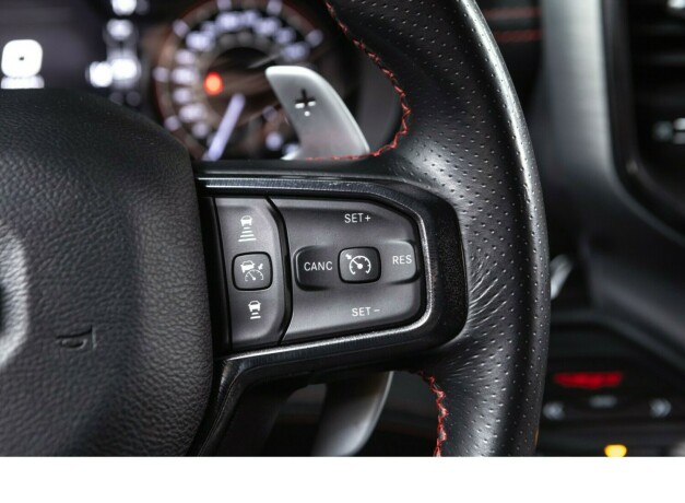 ram-1500-bensin-2021-big-21