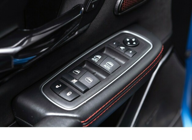 ram-1500-bensin-2021-big-30