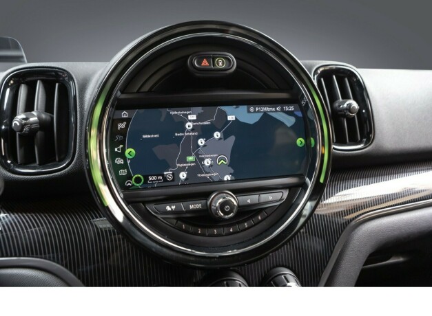 mini-countryman-elektrisitetbensin-2019-big-16