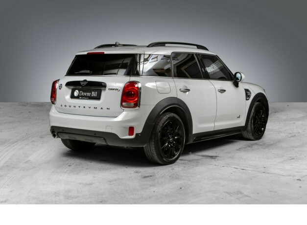 mini-countryman-elektrisitetbensin-2019-big-6
