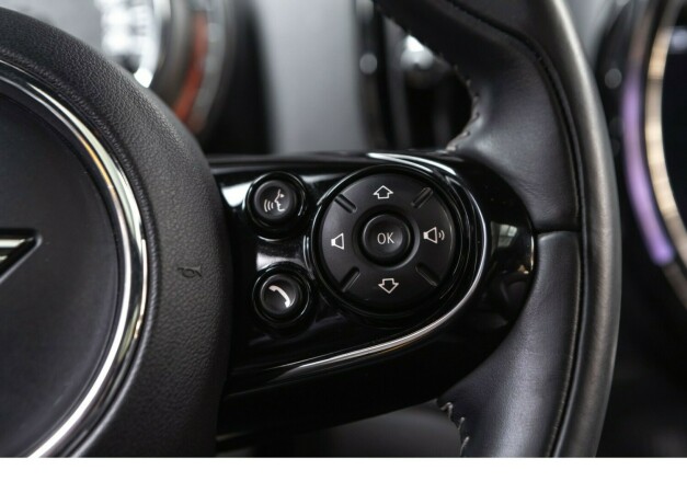 mini-countryman-elektrisitetbensin-2019-big-12