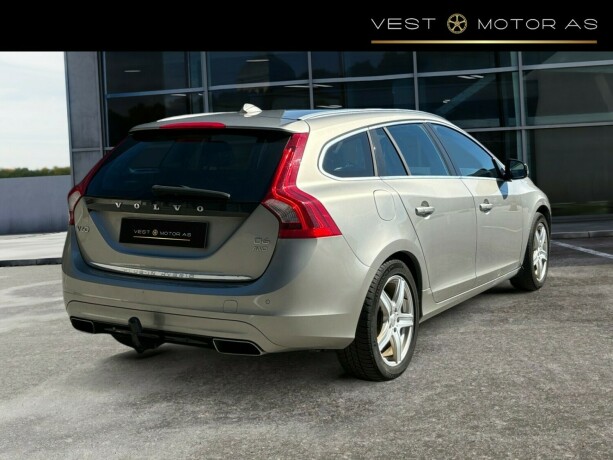 volvo-v60-elektrisitetdiesel-2014-big-7