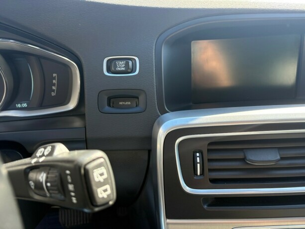 volvo-v60-elektrisitetdiesel-2014-big-22
