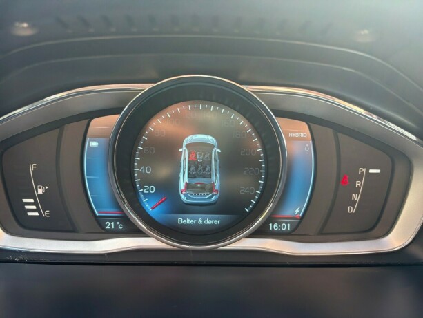 volvo-v60-elektrisitetdiesel-2014-big-24