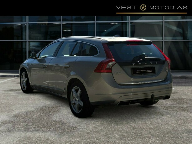 volvo-v60-elektrisitetdiesel-2014-big-4