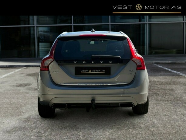 volvo-v60-elektrisitetdiesel-2014-big-5