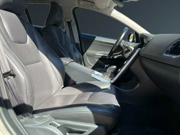 volvo-v60-elektrisitetdiesel-2014-big-13