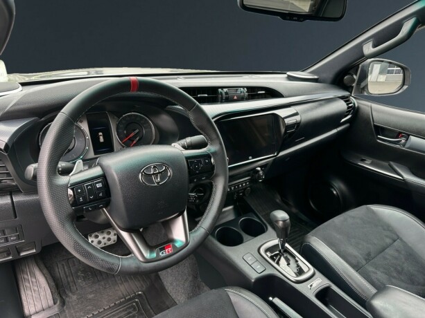 toyota-hilux-diesel-2025-big-10