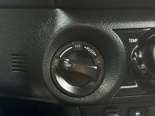 toyota-hilux-diesel-2025-big-30