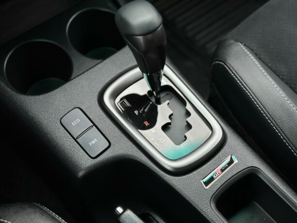 toyota-hilux-diesel-2025-big-15