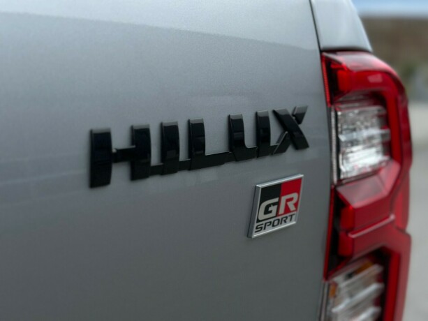 toyota-hilux-diesel-2025-big-31