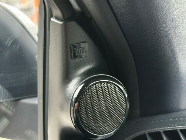 toyota-hilux-diesel-2025-big-27