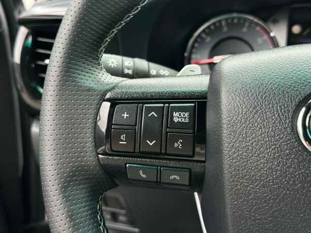 toyota-hilux-diesel-2025-big-23