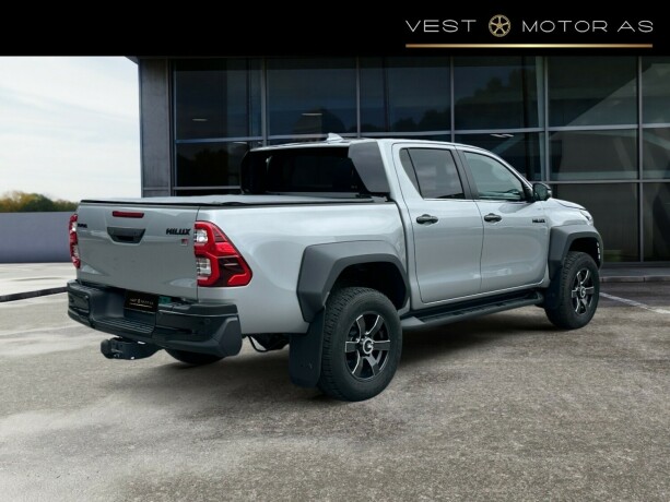 toyota-hilux-diesel-2025-big-7