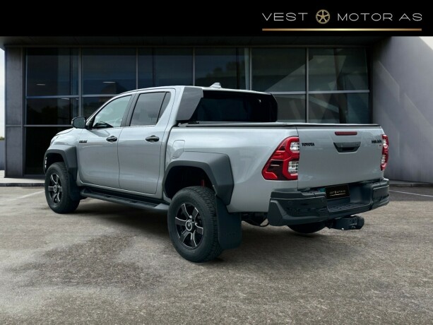 toyota-hilux-diesel-2025-big-4