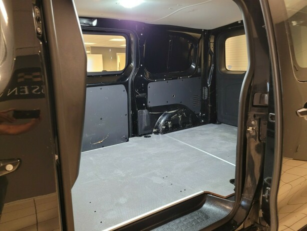 toyota-proace-diesel-2020-big-19