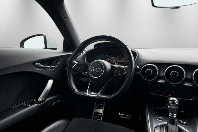 audi-tt-bensin-2017-big-15
