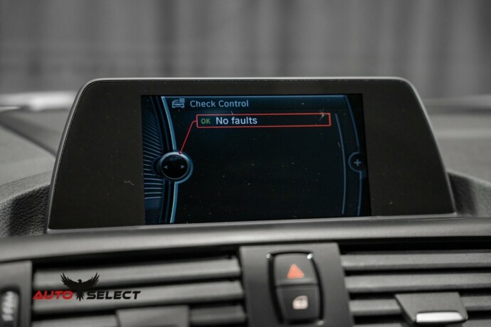 bmw-1-serie-bensin-2012-big-38