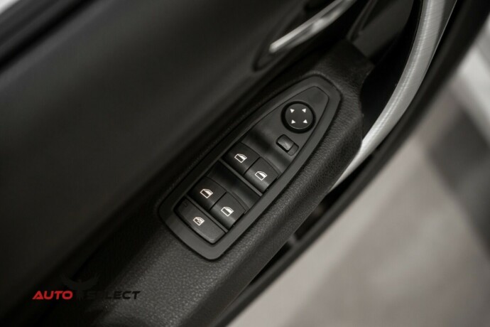 bmw-1-serie-bensin-2012-big-18
