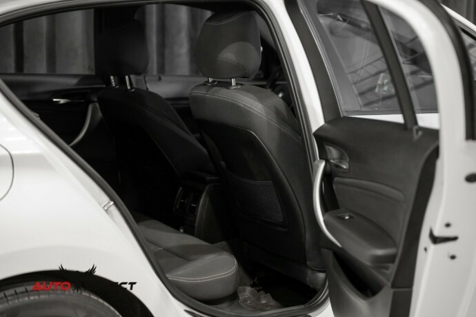 bmw-1-serie-bensin-2012-big-10